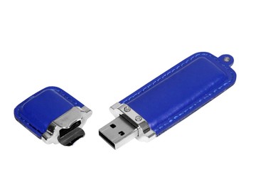 USB 2.0- флешка на 16 Гб классической прямоугольной формы